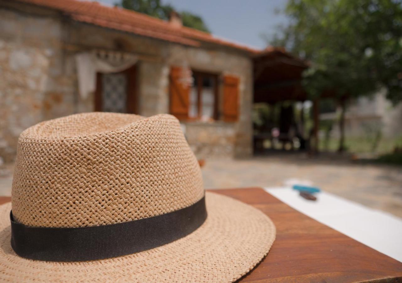 Santa Cruz Country Cottage Kallithea  المظهر الخارجي الصورة